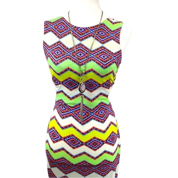 Charlie Jade Multi Colored Diamond Print Maxi Dress - Picture 3 of 7